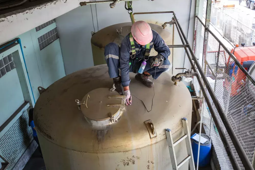 Limpeza de Cisternas para Empresas: Garanta Água de Qualidade e Conformidade Sanitária