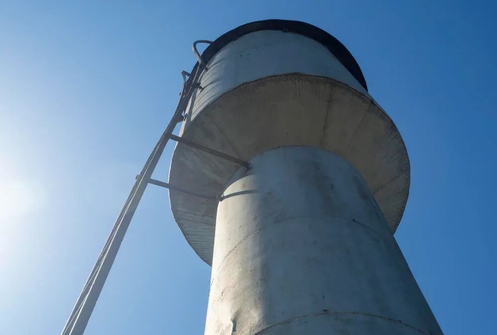 Limpeza de Reservatórios em Condomínios: Garanta Água Potável e Segurança para os Moradores